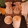 COFFRE EN OSIER + 2 BOUGIES & DESSOUS DE BOUGIE BOIS – Image 2